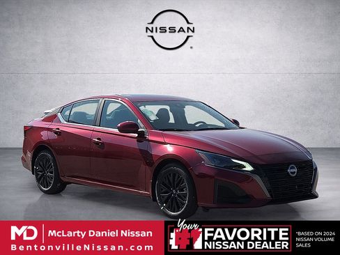 New 2026 Nissan Altima 2.5 SV FWD image 1