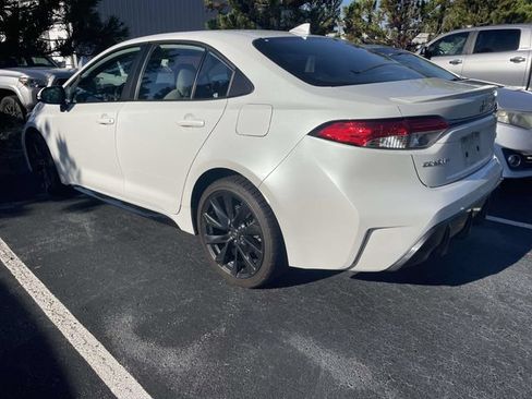 Used 2023 Toyota Corolla SE FWD image 9