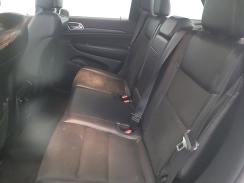 Used 2019 Jeep Grand Cherokee Altitude image 18