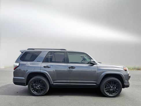 Used 2019 Toyota 4Runner Limited AWD/4WD image 6