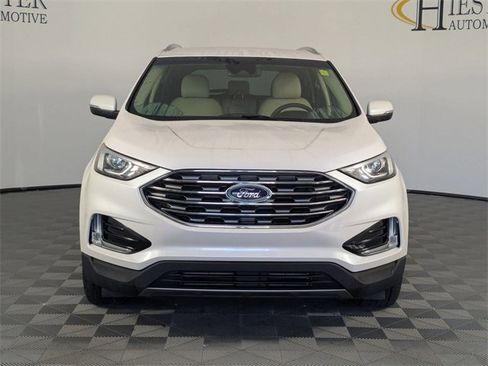 Used 2019 Ford Edge SEL w/ Equipment Group 201A image 3