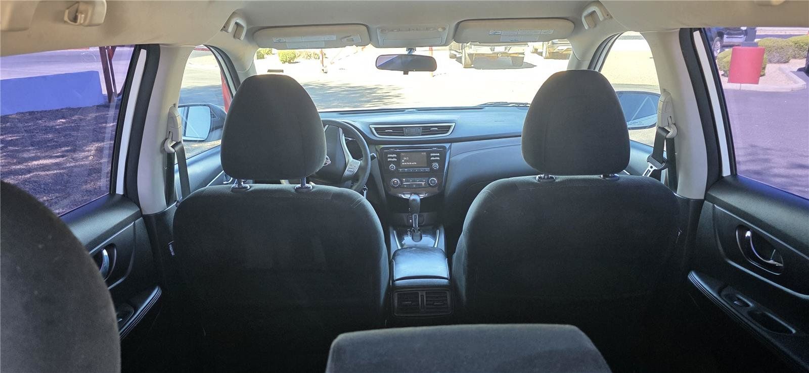 Used 2016 Nissan Rogue S FWD image 12