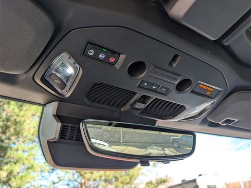 Used 2024 GMC Hummer EV 3X image 33