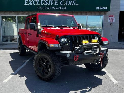 Used 2022 Jeep Gladiator Sport AWD/4WD image 1