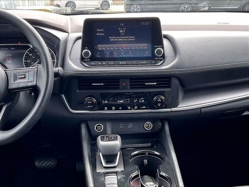 Certified 2023 Nissan Rogue SV AWD/4WD image 18