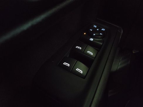 Used 2022 Chevrolet Silverado 1500 Custom w/ Safety Confidence Package RWD image 27