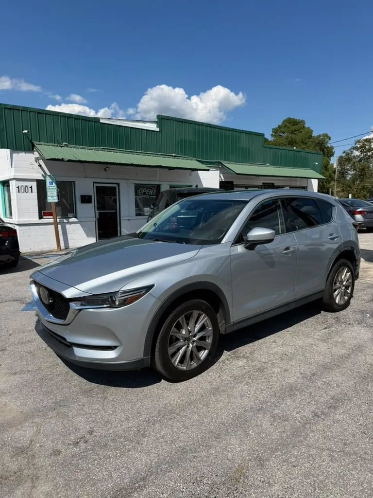 Used 2020 MAZDA CX-5 Grand Touring FWD image 2