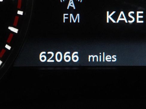 Used 2022 Nissan Armada SL image 23