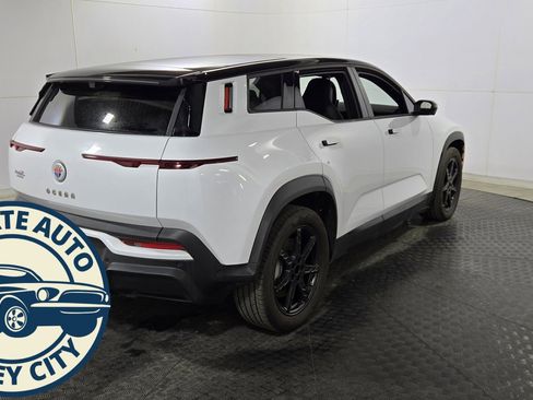 Used 2023 Fisker Ocean Ultra image 11