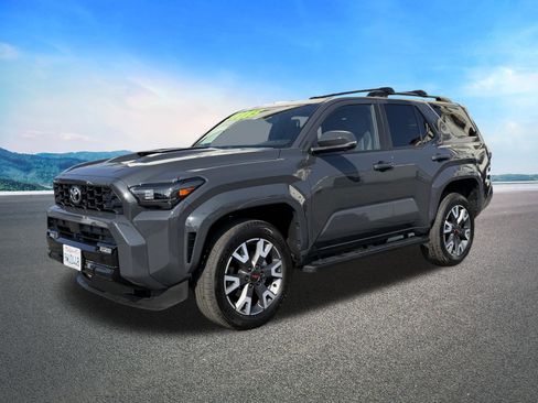 Used 2025 Toyota 4Runner TRD Sport Premium AWD/4WD image 5