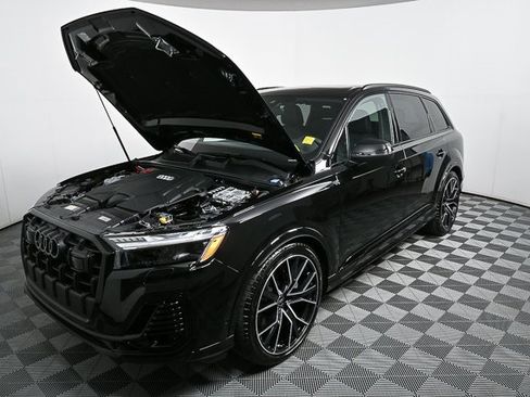 New 2025 Audi Q7 3.0T Prestige image 37