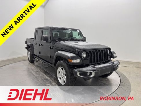 Certified 2021 Jeep Gladiator Sport image 1