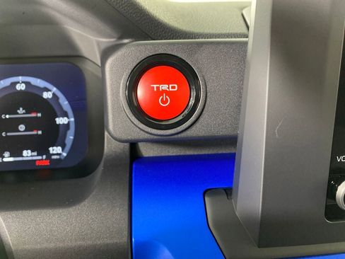 New 2025 Toyota 4Runner TRD Off-Road image 18