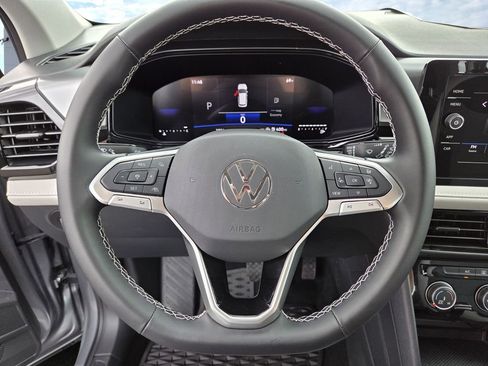 Used 2025 Volkswagen Taos S image 8