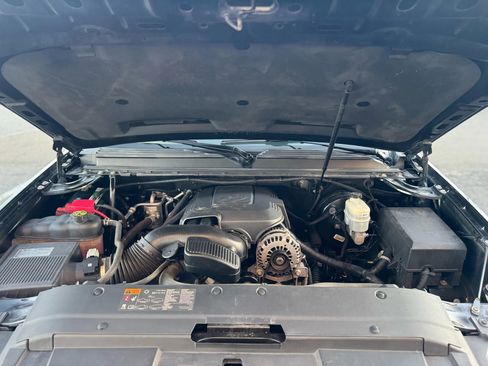 Used 2012 Chevrolet Tahoe LT image 15