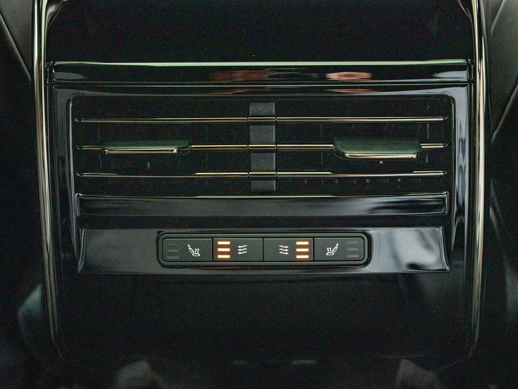 New 2026 Land Rover Range Rover Sport Dynamic SE AWD/4WD image 40