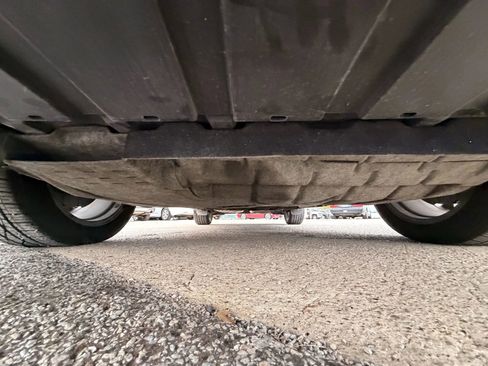 Used 2015 Lincoln MKC FWD w/ Equipment Group 101A Select image 10