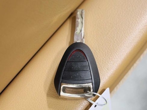 Used 2009 Porsche Cayman RWD image 36