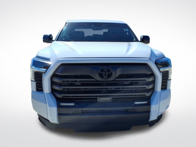 Used 2025 Toyota Tundra SR5 w/ SR5 Premium Package AWD/4WD image 14