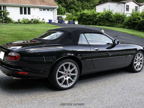 Used 2002 Jaguar XK8 Convertible RWD image 18