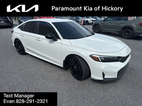 Used 2025 Honda Civic Sport image 3