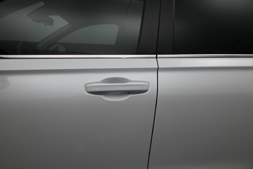 Certified 2025 Honda CR-V EX image 15