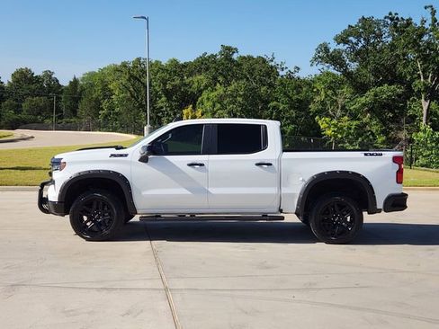 Used 2025 Chevrolet Silverado 1500 LT Trail Boss w/ Convenience Package II image 5