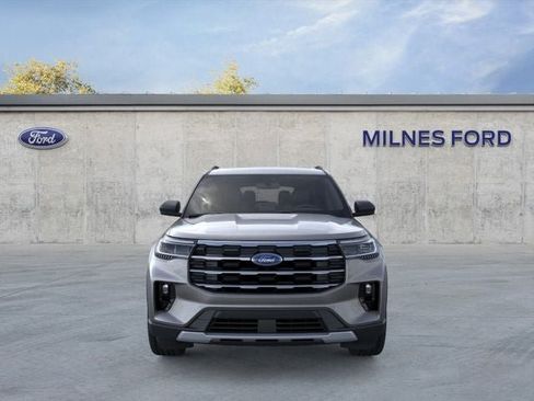 Used 2026 Ford Explorer Active w/ Active Comfort Package AWD/4WD image 6