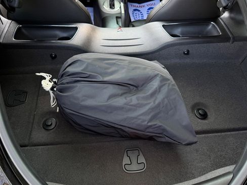 Used 2009 Pontiac Solstice GXP w/ Premium Package RWD image 61