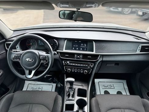 Used 2018 Kia Optima LX FWD image 39