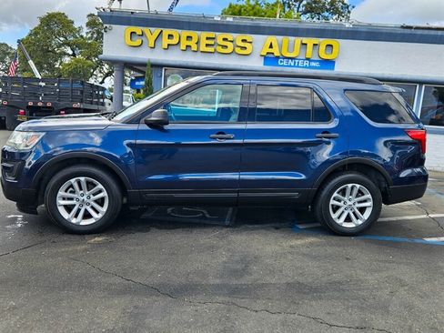 Used 2016 Ford Explorer 4WD image 2