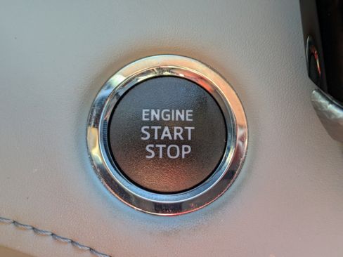 Used 2022 Toyota Highlander Platinum image 37