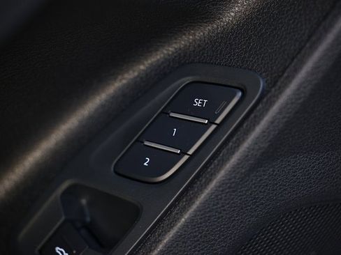 Certified 2025 Audi Q3 2.0T Premium w/ Convenience Package image 17