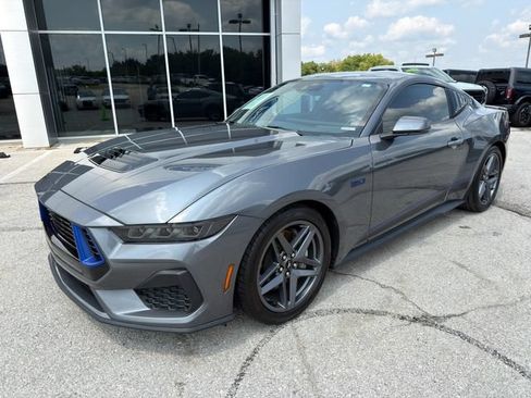 Used 2024 Ford Mustang GT Premium RWD image 3