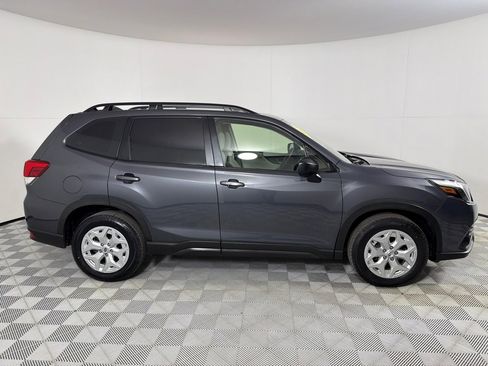 Used 2023 Subaru Forester image 4