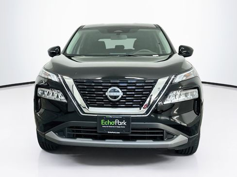 Used 2023 Nissan Rogue SV AWD/4WD image 2