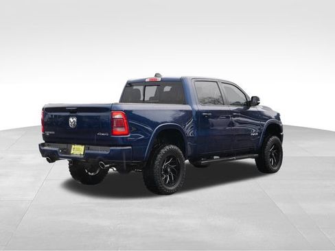 Used 2022 RAM 1500 Laramie w/ Sport Appearance Package AWD/4WD image 10