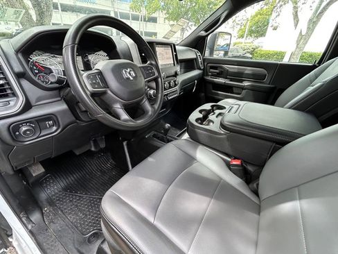 New 2024 RAM 3500 Tradesman image 41