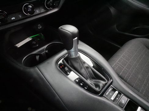 Certified 2023 Honda HR-V LX image 24