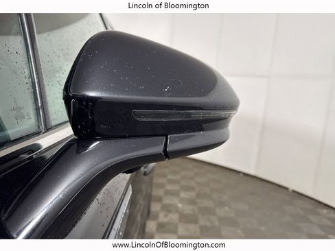 Certified 2022 Lincoln Nautilus Reserve w/ Equipment Group 201A image 19