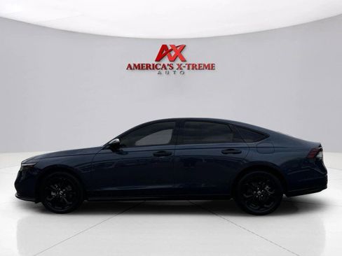 Used 2025 Honda Accord SE image 2