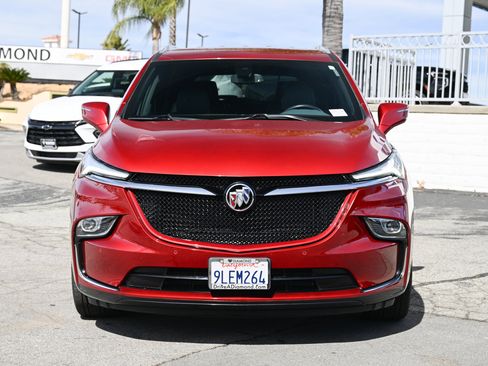 Used 2024 Buick Enclave Essence w/ Sport Touring Edition image 3