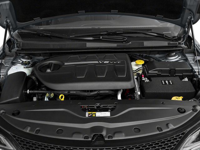 Used 2016 Chrysler 200 S FWD image 15