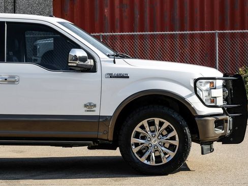 Used 2017 Ford F150 King Ranch w/ Equipment Group 601A Luxury AWD/4WD image 10