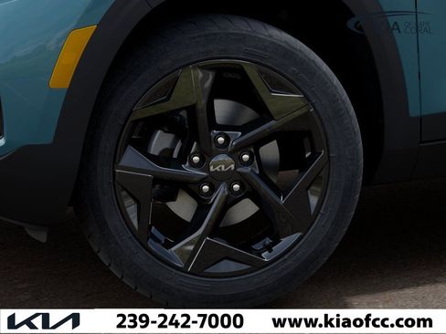 New 2026 Kia Seltos EX FWD image 9