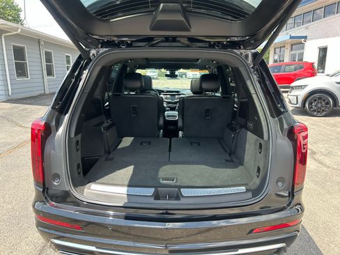 Used 2020 Cadillac XT6 Premium Luxury AWD/4WD image 26