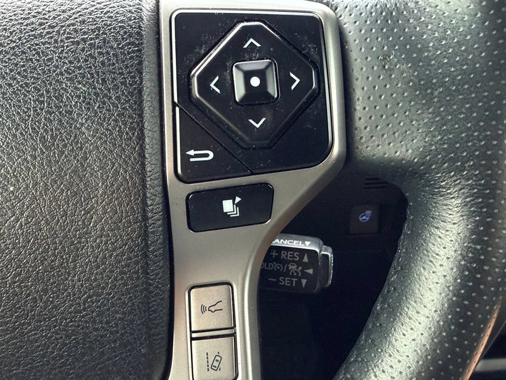 Used 2023 Toyota 4Runner Limited RWD image 29