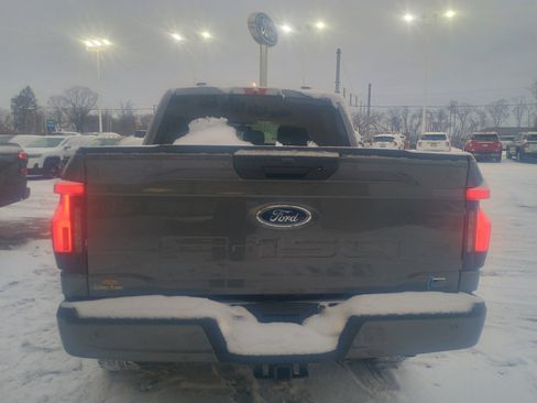 Used 2023 Ford F150 Lightning XLT image 11