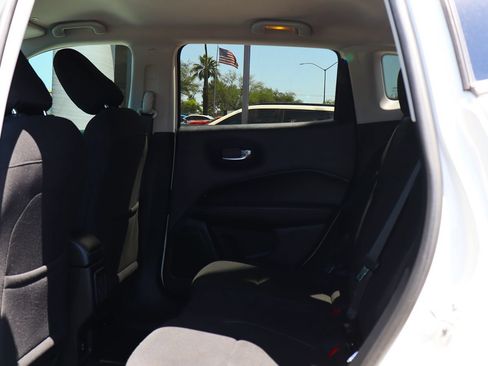 Used 2018 Jeep Compass Sport AWD/4WD image 33