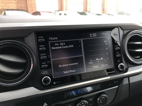 Certified 2023 Toyota Tacoma TRD Sport w/ Technology Package image 18